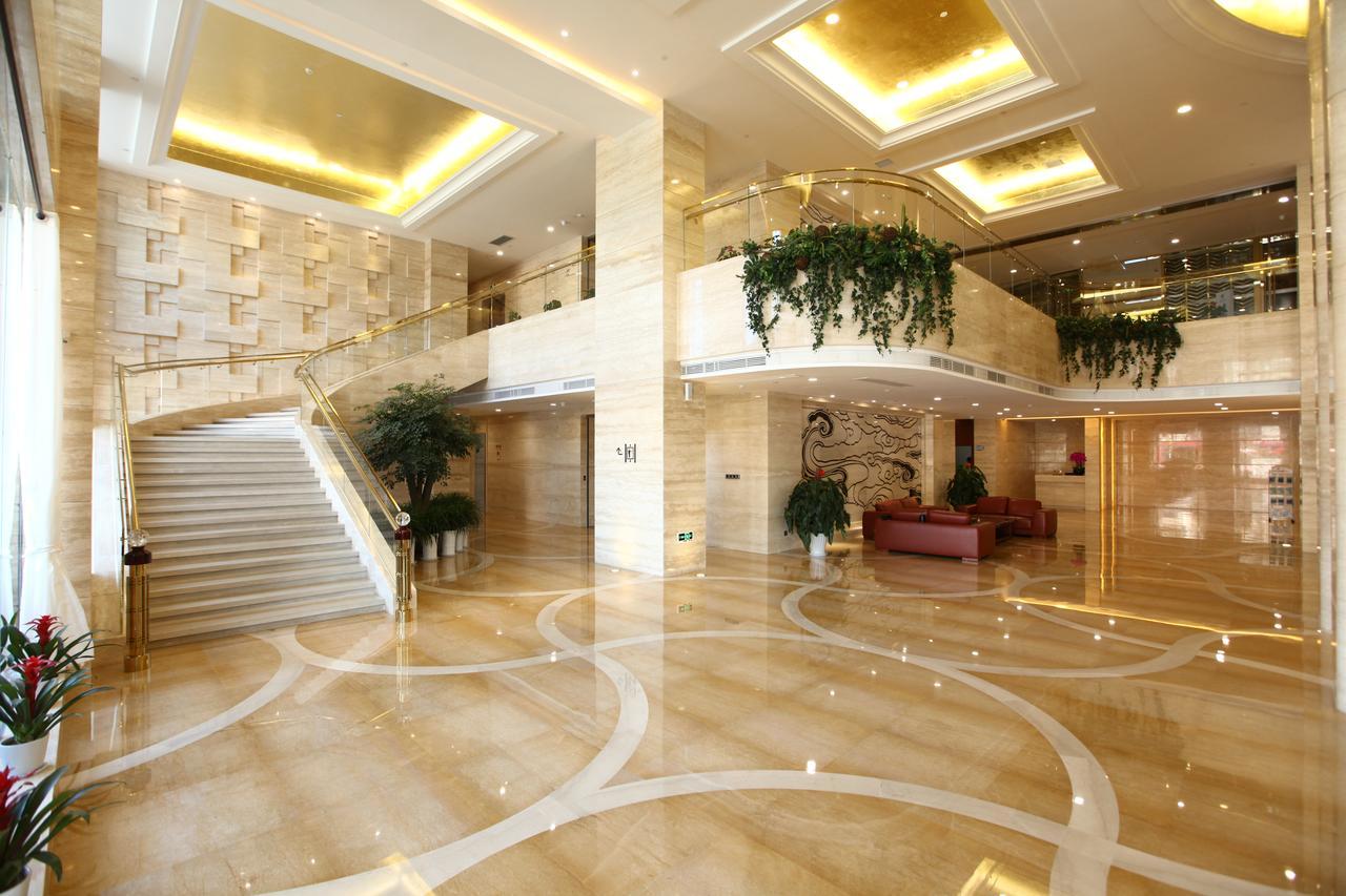 Weihai Long Yue International Hotel エクステリア 写真