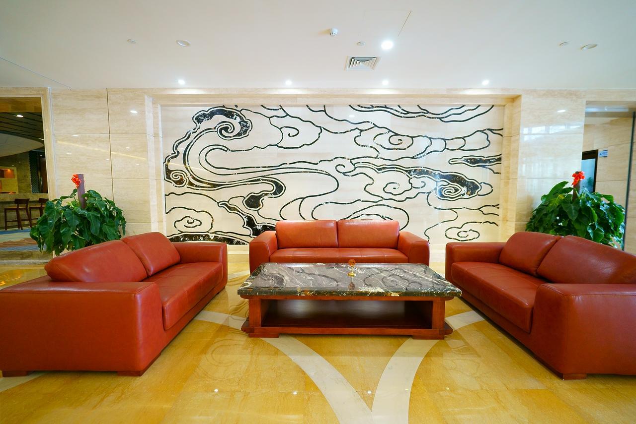 Weihai Long Yue International Hotel エクステリア 写真