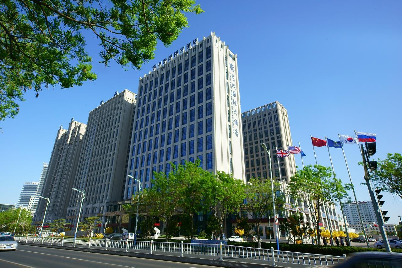 Weihai Long Yue International Hotel エクステリア 写真